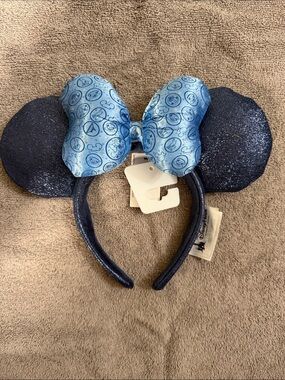 Disney 2018 Navy Glitter Minnie Ears Headband with Light Blue Patterned Bow